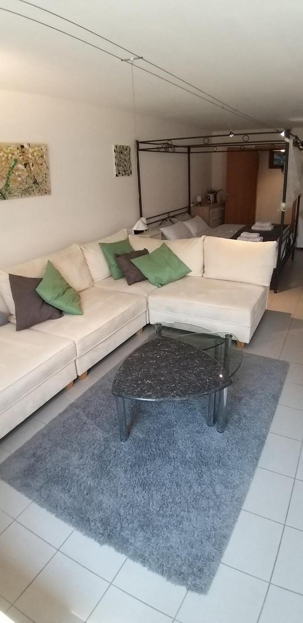פלונהיים Ferienwohnung Am Backhausgarten מראה חיצוני תמונה